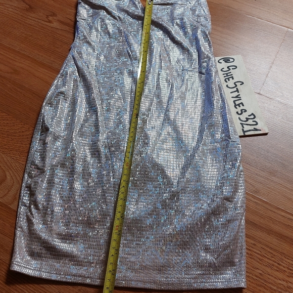 Party / Event Dress - Picture 5 of 7